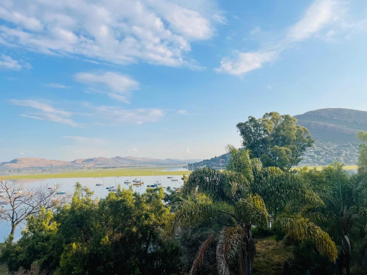 Hotel The Yacht House Hartbeespoort Exterior foto
