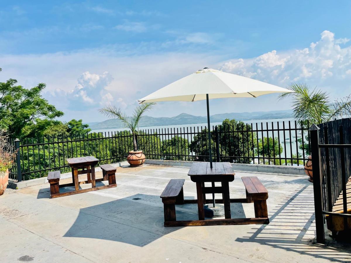 Hotel The Yacht House Hartbeespoort Exterior foto