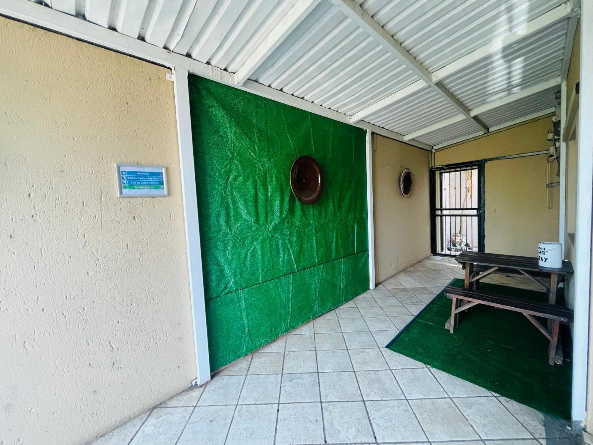 Hotel The Yacht House Hartbeespoort Exterior foto